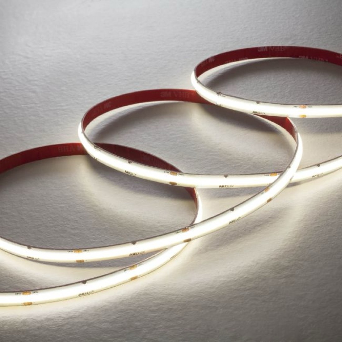 Bandă flexibilă cu LED-uri, XSolis IP20 24V, 10W/metru, rola 5m, 3000K, lumina calda, SLS02WW