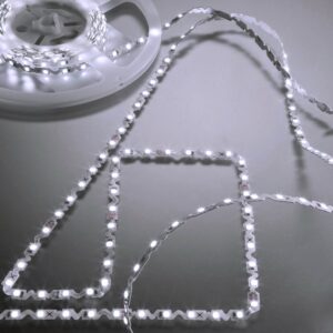 Bandă flexibilă cu LED-uri, XRibo ZigZag IP65 24V, 14,4W/metru, rola 5m, 6000K, lumina rece , RB27265ZCW